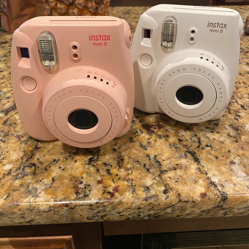 COPY - Fujifilm Instax Mini 8 Instant Film Camera